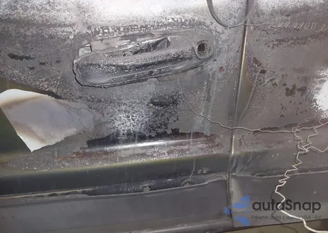 2004 Jeep Grand Cherokee Laredo z USA, uszkodzony, nr VIN 1J4GW48S84C347584